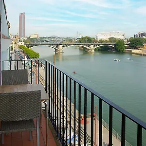https://special-place-in-triana.es-andalucia.com